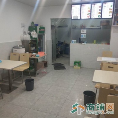 地铁口精装餐馆转让图2