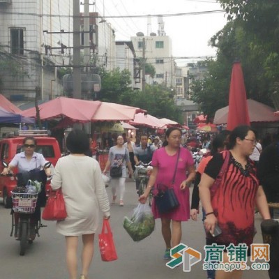 年租20万 一环边上 人人乐超市出入口图3