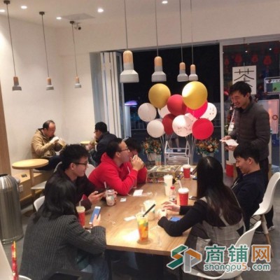 诚意转让天河区华景新城网红品牌茶饮店图3
