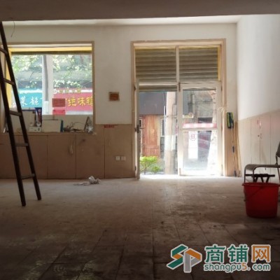 市南区天津路门头房出租（临近劈柴院美食街）图2