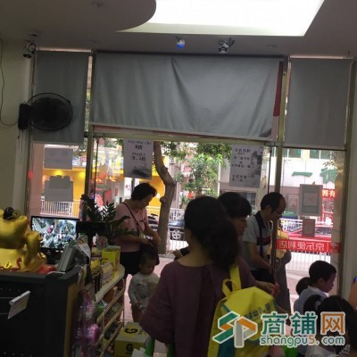 布吉丽湖花园出入囗便利店空铺转让，非中介图3