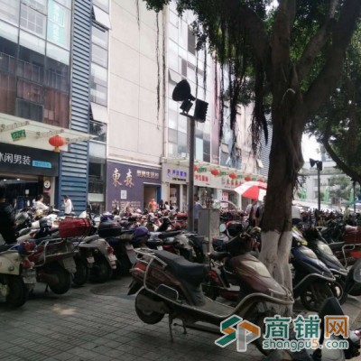 11万/年 转角 荷花池1楼临街铺面急售图3