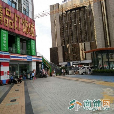 十字路地铁口 7米开间 年租23万图2