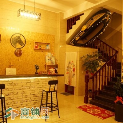 银滩疍家小镇独栋自建楼，带花园，停车场，接手可盈利民宿转让。图2