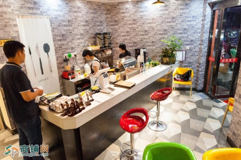 嘉应大学南门商铺转让图2