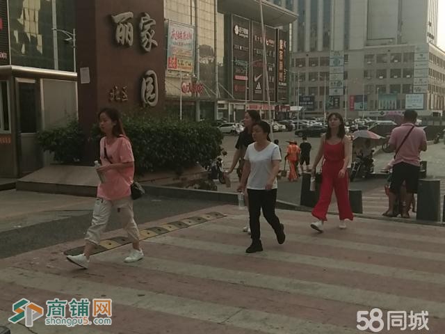 龙华大润发火锅生意转让图2