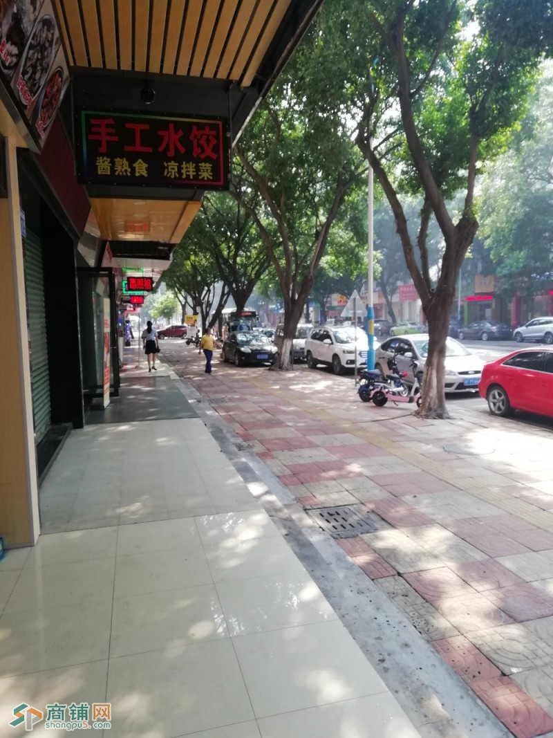 临街旺铺转让图2