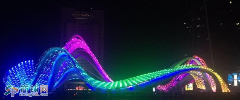 武汉光谷步行街一期旺铺直租  无转让费图2
