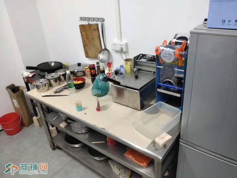 东区外卖店低价转做外卖位置极好图2