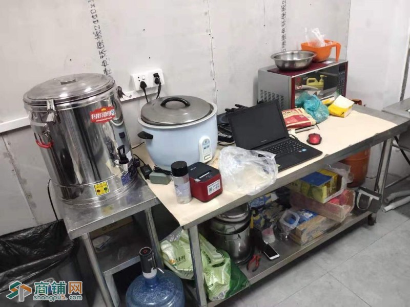 东区外卖店低价转做外卖位置极好图3