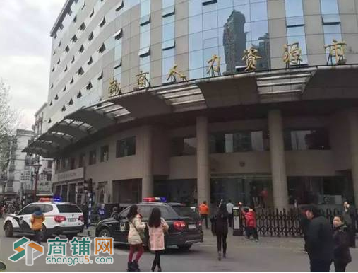 建邺区临街主干道2100平连锁宾馆转让图2