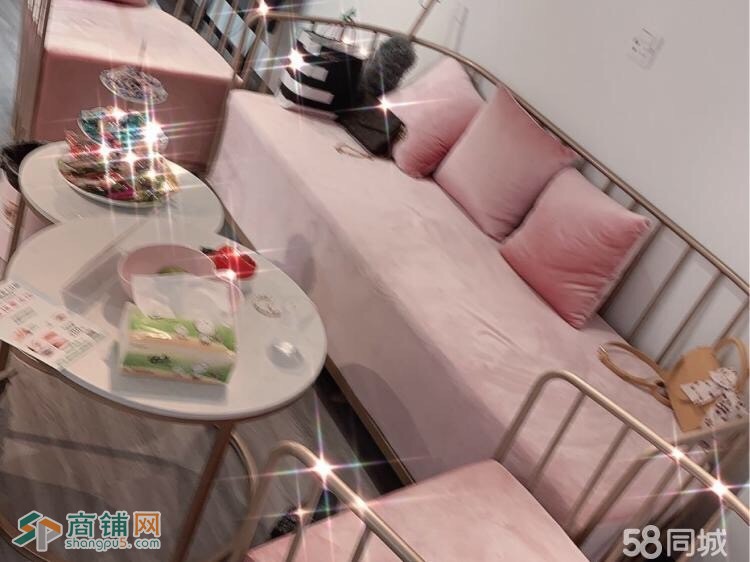 因本人去外地发展转让学校里的美甲店。图2
