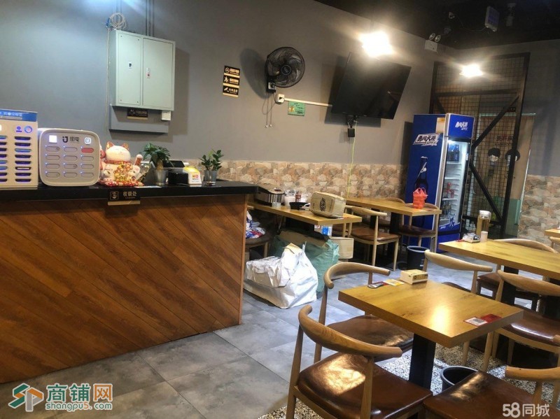 龙岗平湖临街商铺转让，无需中介费，稀缺门面W图2