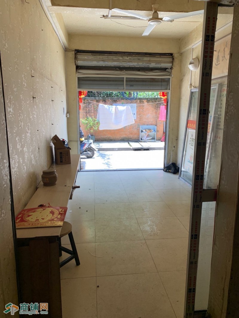 店铺出租，无转让费，可住人，可做仓库图2