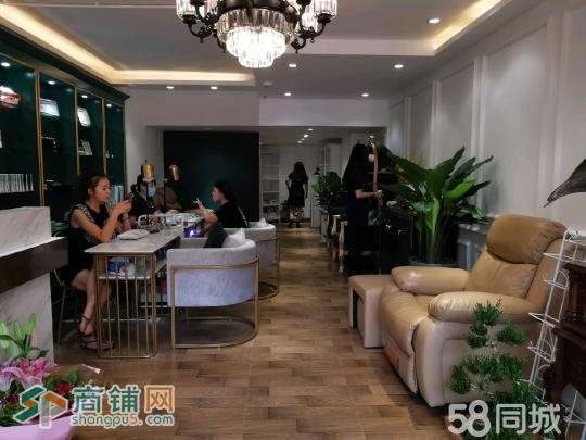 南山前海路星海名城美甲美睫店铺转让W图2