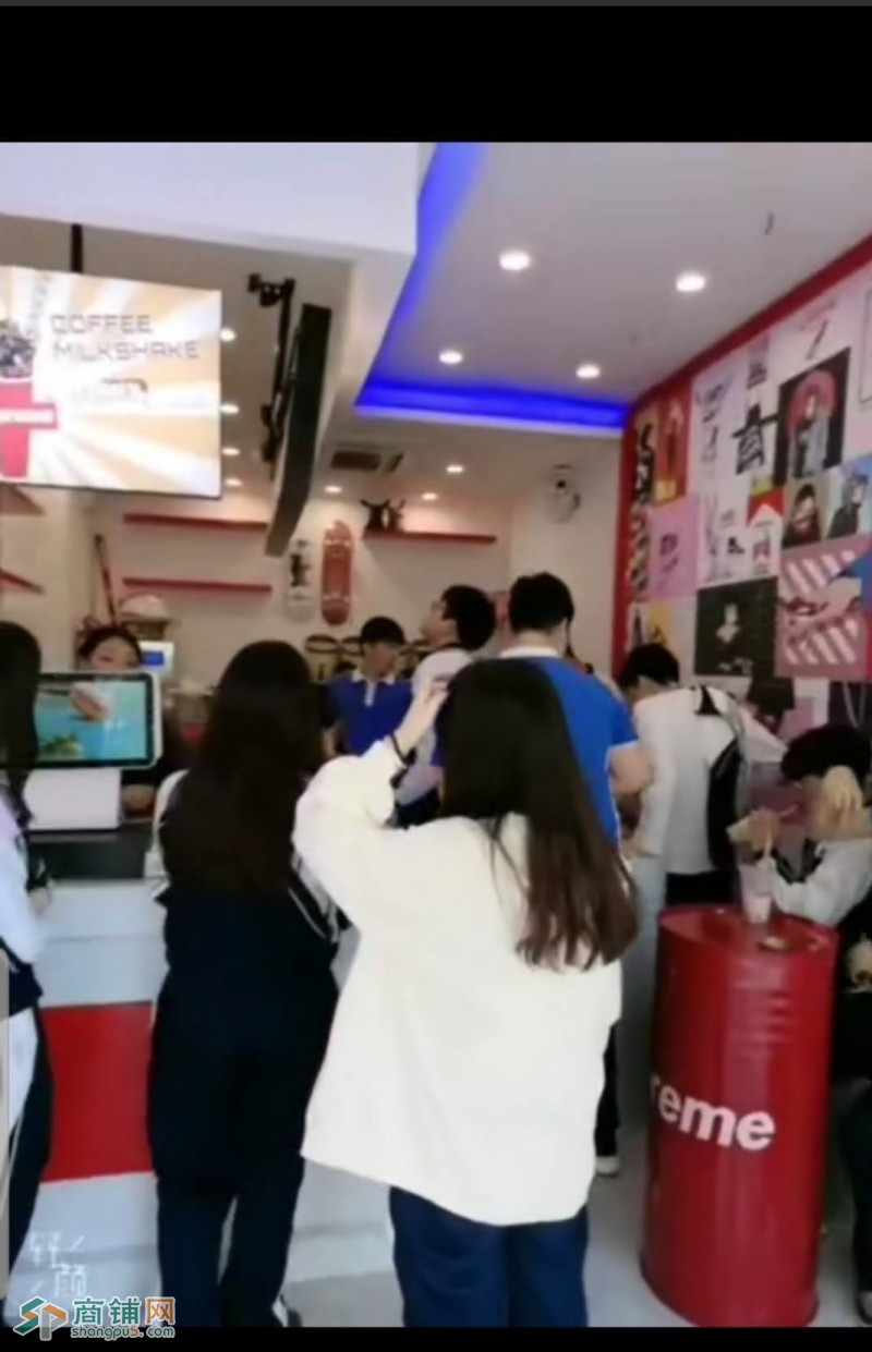 罗湖区地王大厦旁边奶茶店转让图3