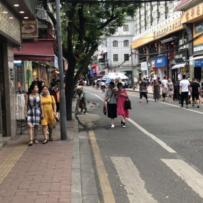 出租天河区员村临街旺铺，适合餐饮小吃7