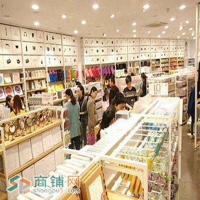 石家庄建华商场1楼名创优品转让图2
