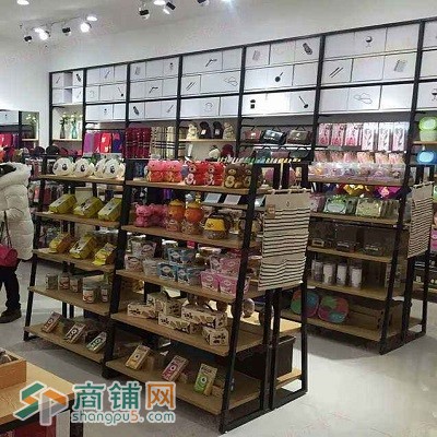 石家庄建华商场1楼名创优品转让图3