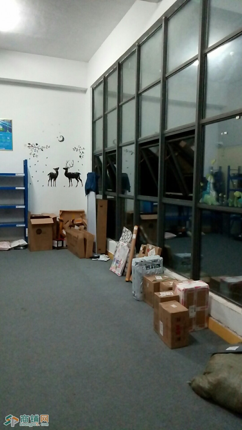 菜鸟驿站快递寄收店图3