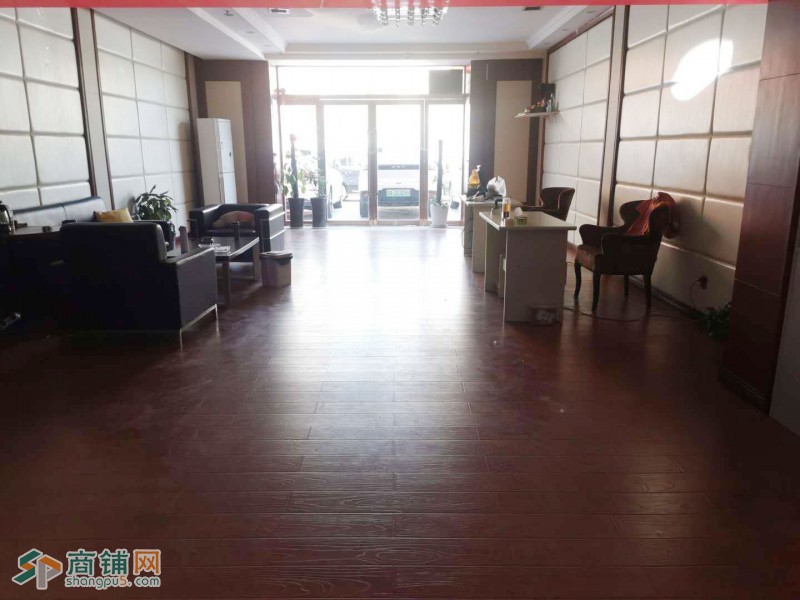 出租小店区学府街临街门面图2
