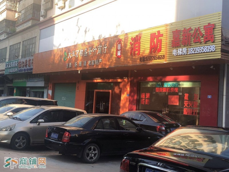 招租龙岗区150平两层店铺招租W图2