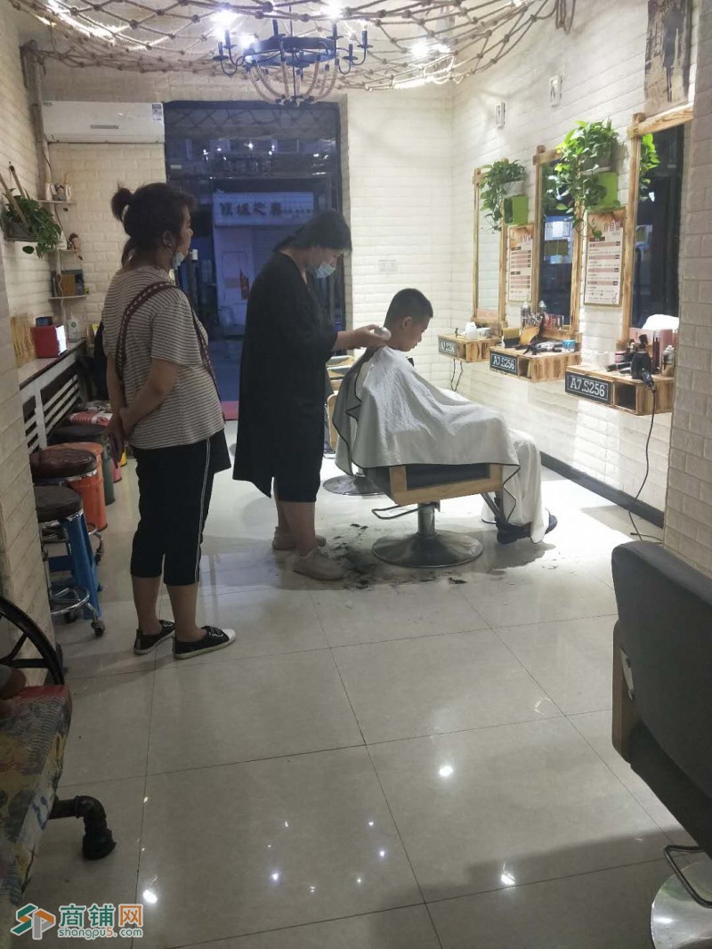 低价转成熟美发店图3