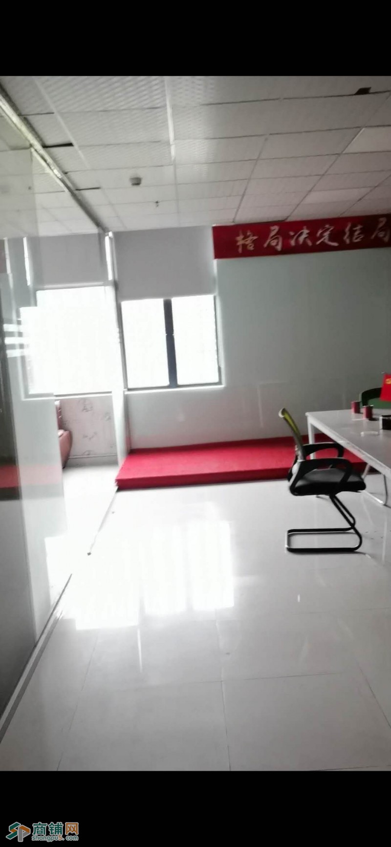 宝安西乡宝源路6楼4个写字楼门面转让图3