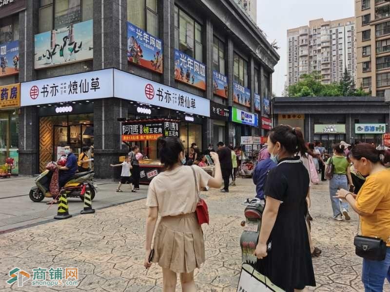 十字路口带租约 即买即收租图3