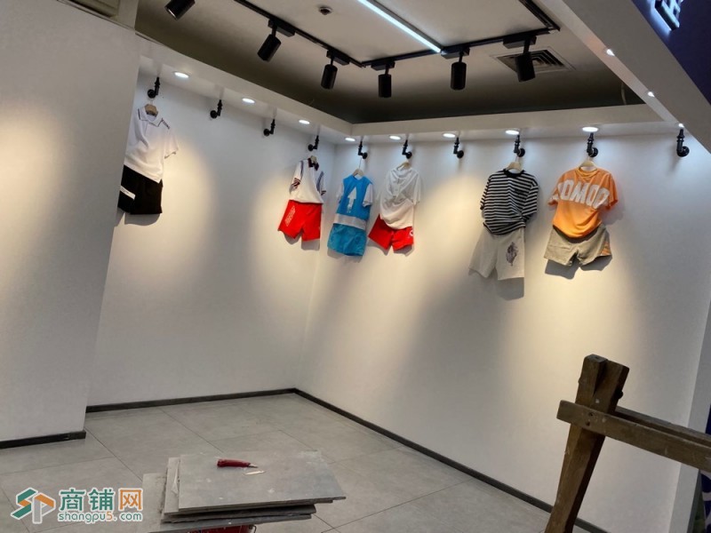 南京玉桥商业广场童装旺铺转让图2