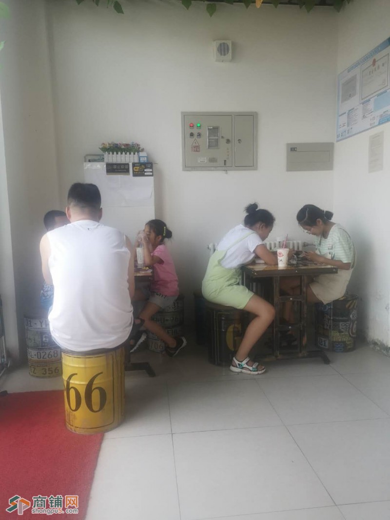 铁西大临街盈利汉堡店出兑（中介平台勿扰）图2
