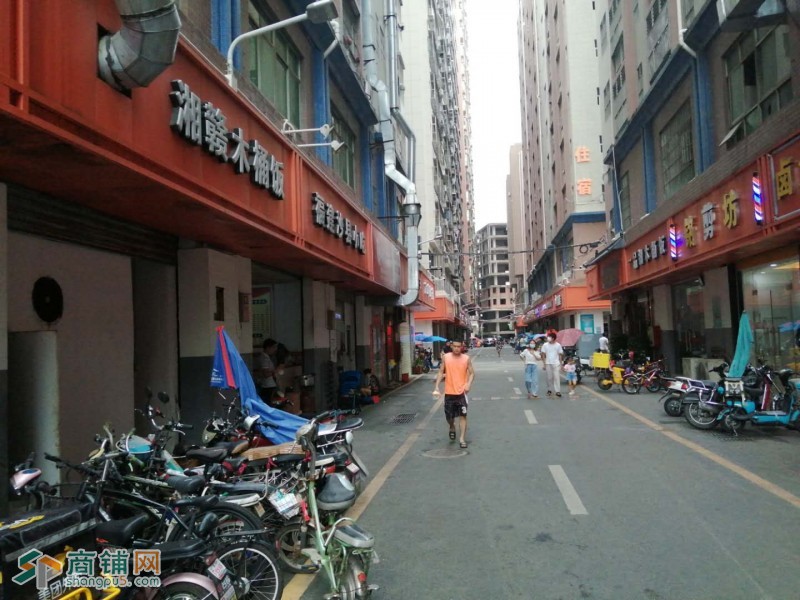 龙华观澜章阁市场幸福公寓猪脚饭店转让W图2
