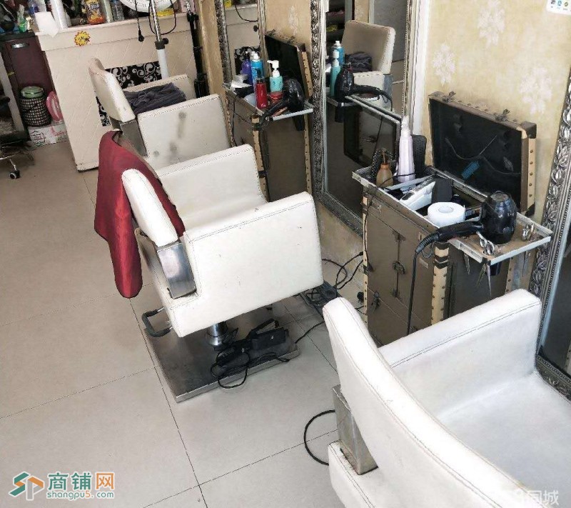 于洪旺铺理发店转让出兑图3