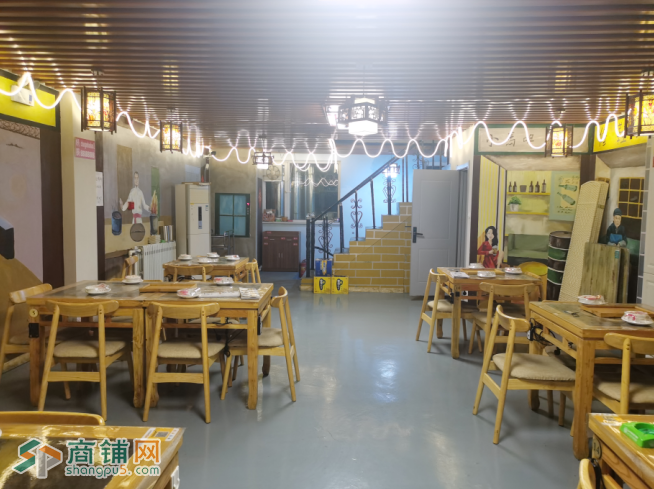 小区门口旺铺出兑图2