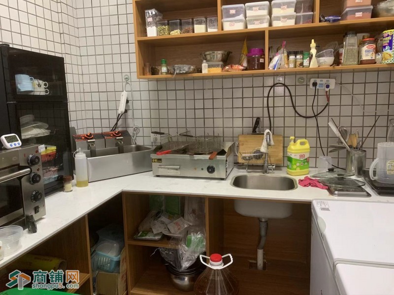 深圳市龙岗大鹏新区岭南路1-2号102甜小样奶茶店转让W图3
