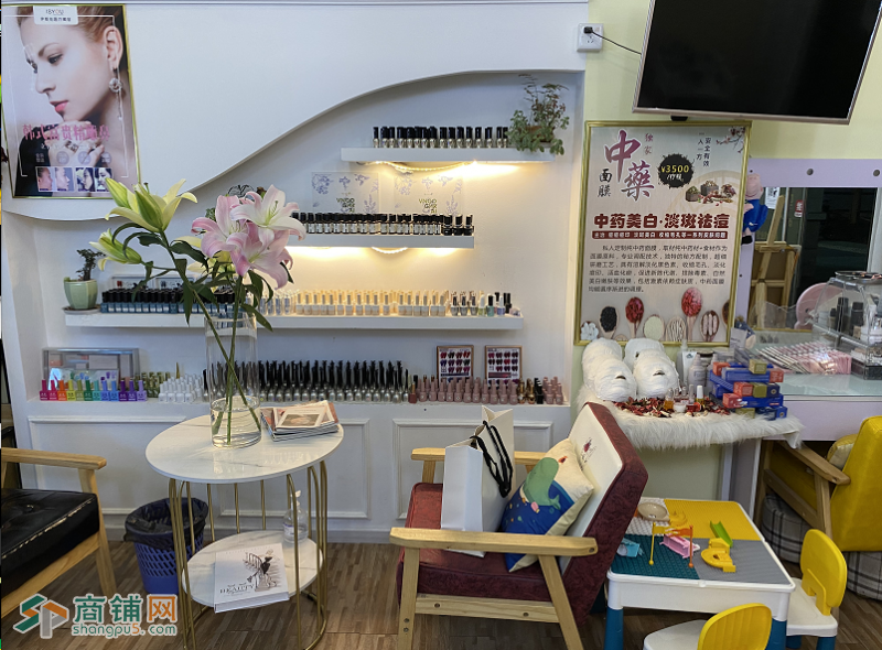 龙华天英街莱蒙水榭九方购物中心美容美甲店图3