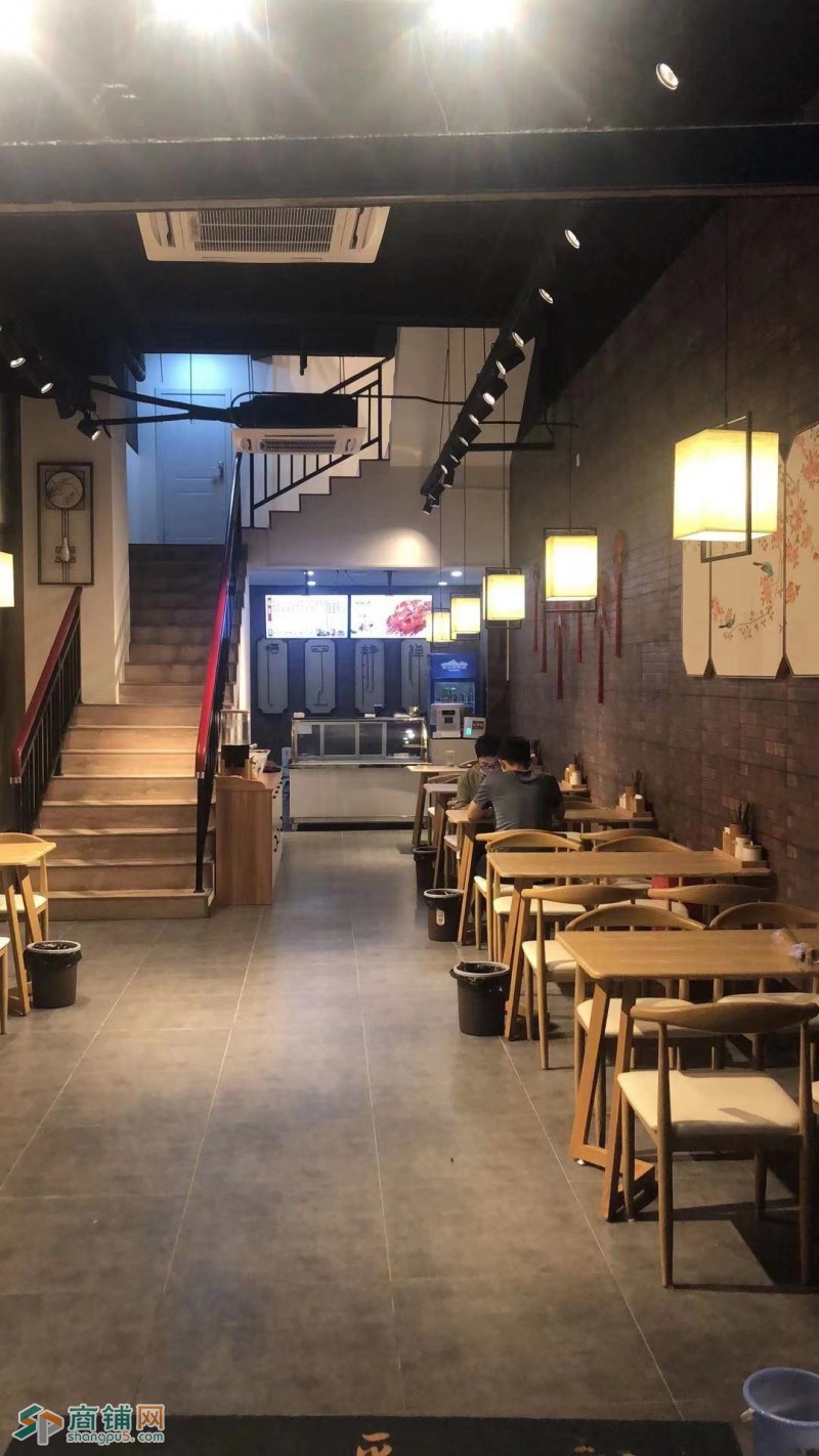 浦东新区绿地东海岸底商餐饮店转让图3