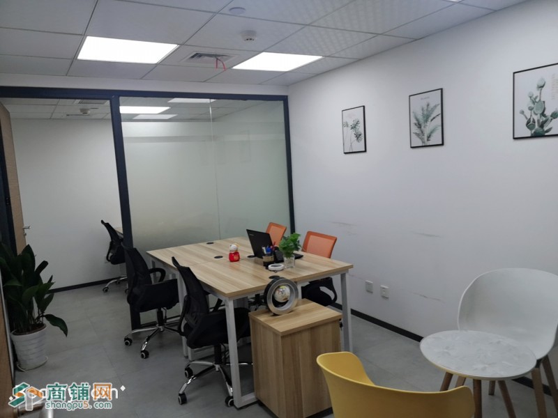 新年送免租 东方茂全新精装写字楼地铁 设备完善一价全包图2