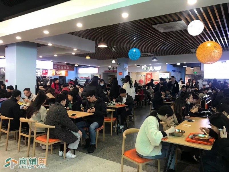 万人园区配套美食城档口转让图3