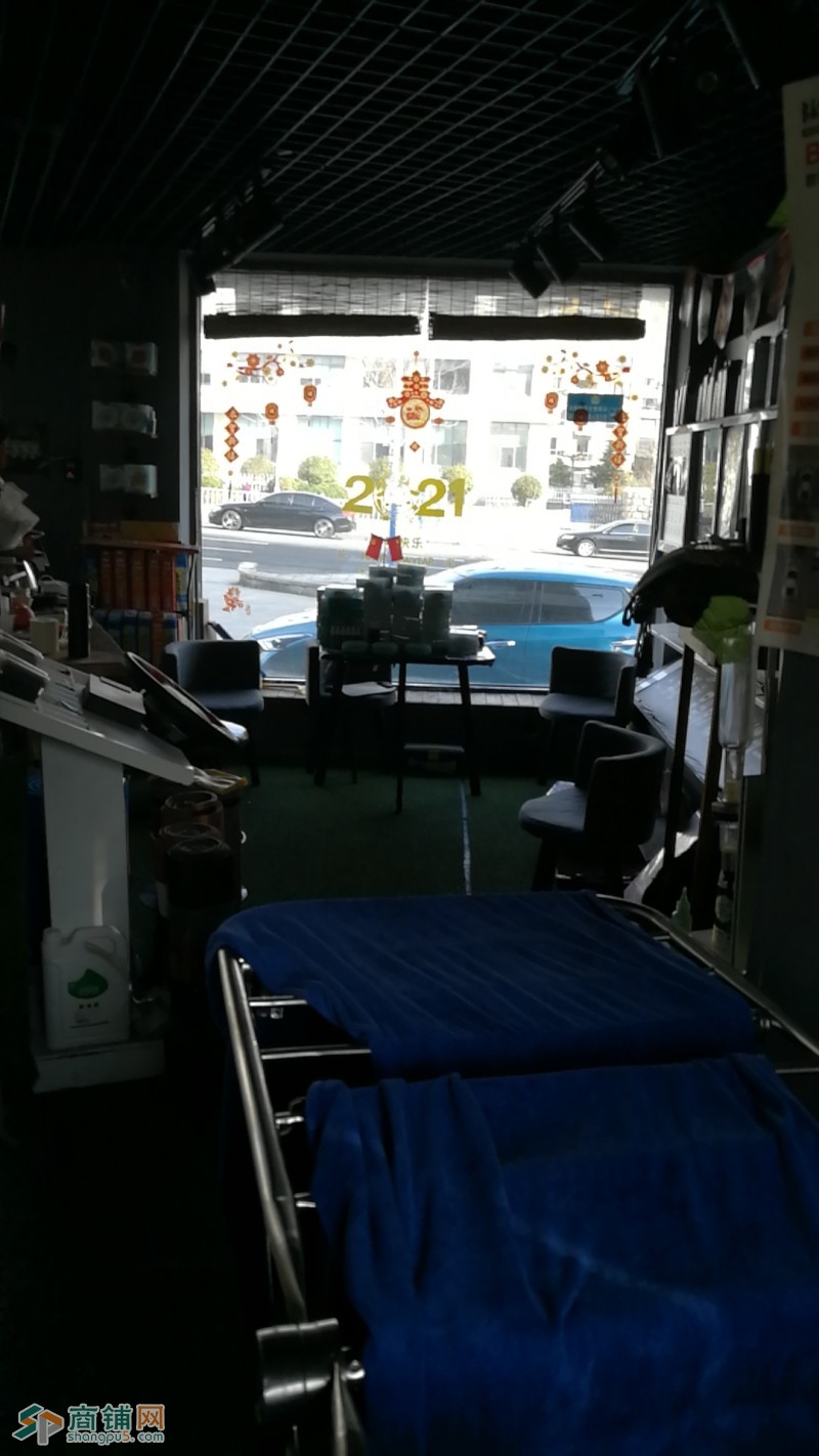 崂山路在业汽车美容店转让图3