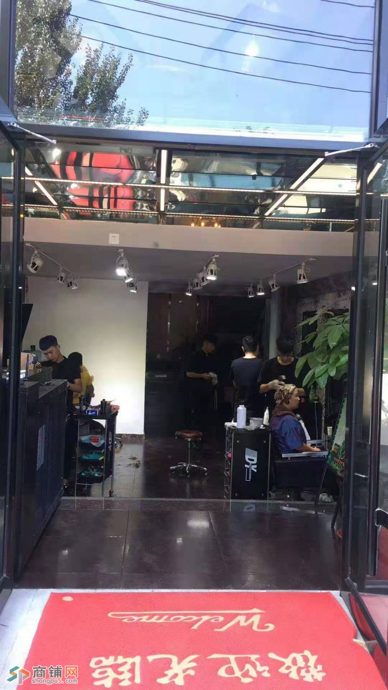 百鸟公园B口对面旺铺出兑图2