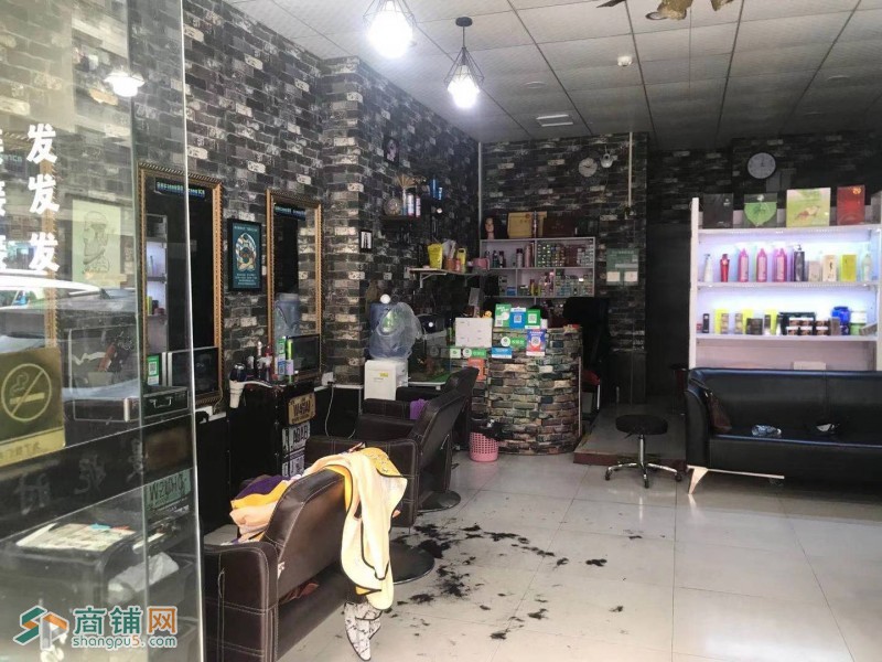 龙岗区横岗街道四联路理发店转让W图3