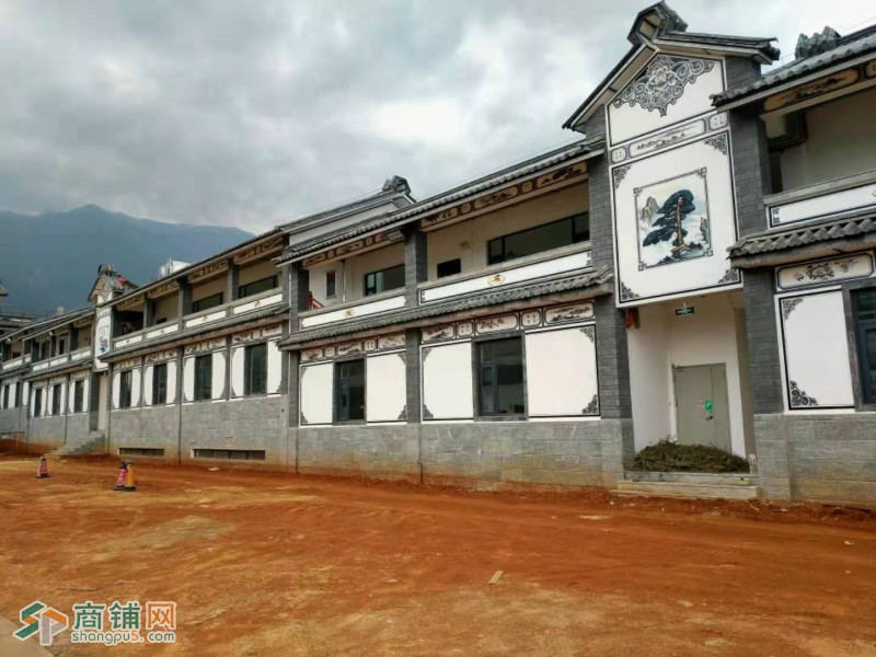 大理古城临街商铺图2
