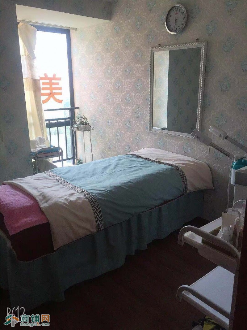 五华区丰宁片区92㎡美容院转让营业中图2