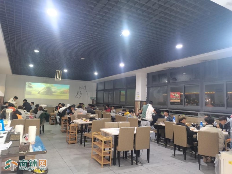 清镇职教城食堂旺铺转让图2