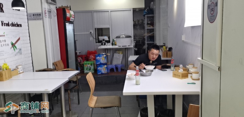 南山刚装修新店便宜转让图3