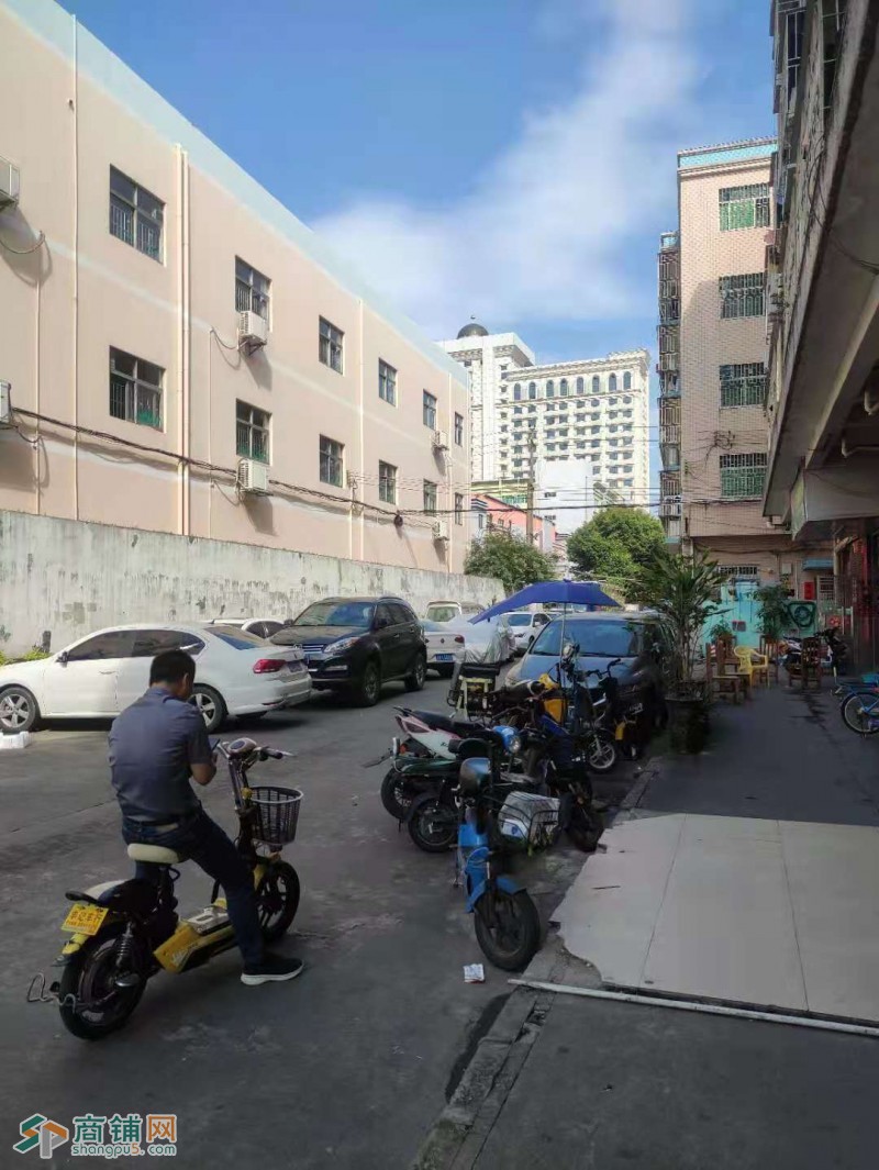 龙华区新丰工业区1号面馆转让W图3