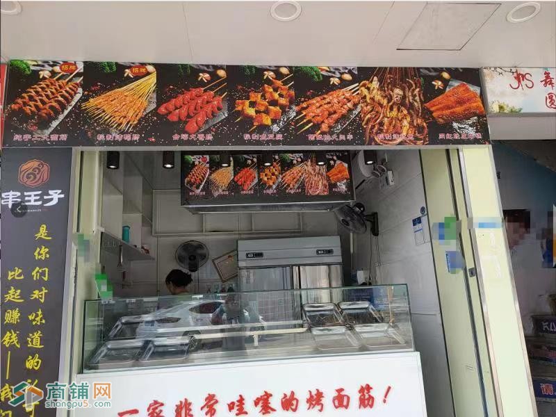 宝安区石岩万联广场小吃旺铺转让W图3