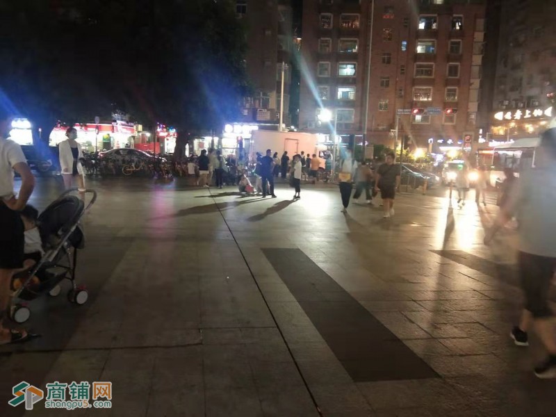 宝安石岩盈利餐饮店转让w图2