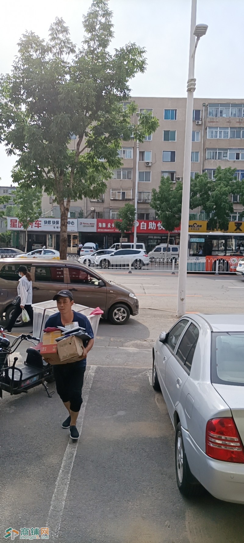 铁西保工南街e佰家园小区门口超市便利店吉兑图3